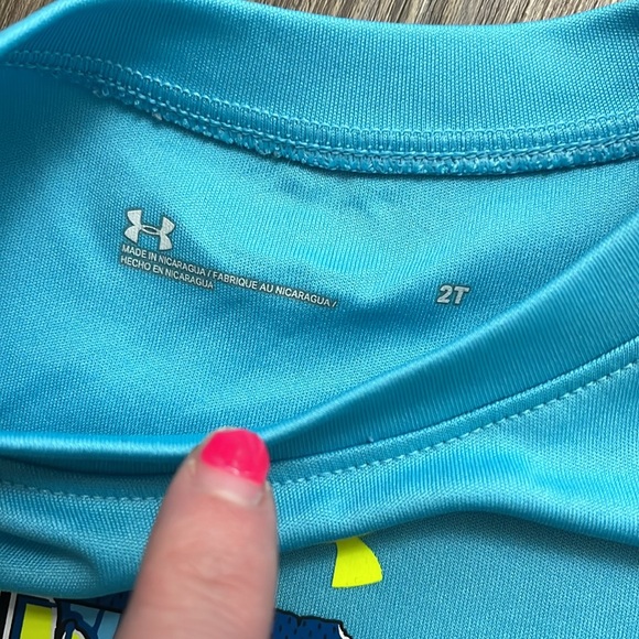 Under armor 2t - Picture 2 of 3